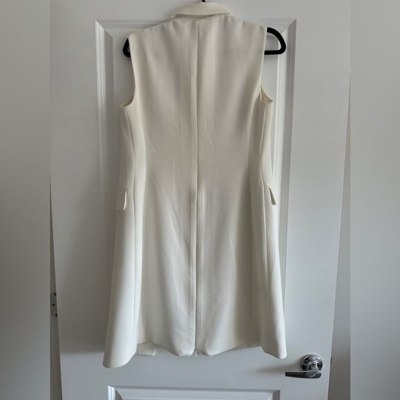 VEST BCBG MAXAZRIA - Picture 2 of 5